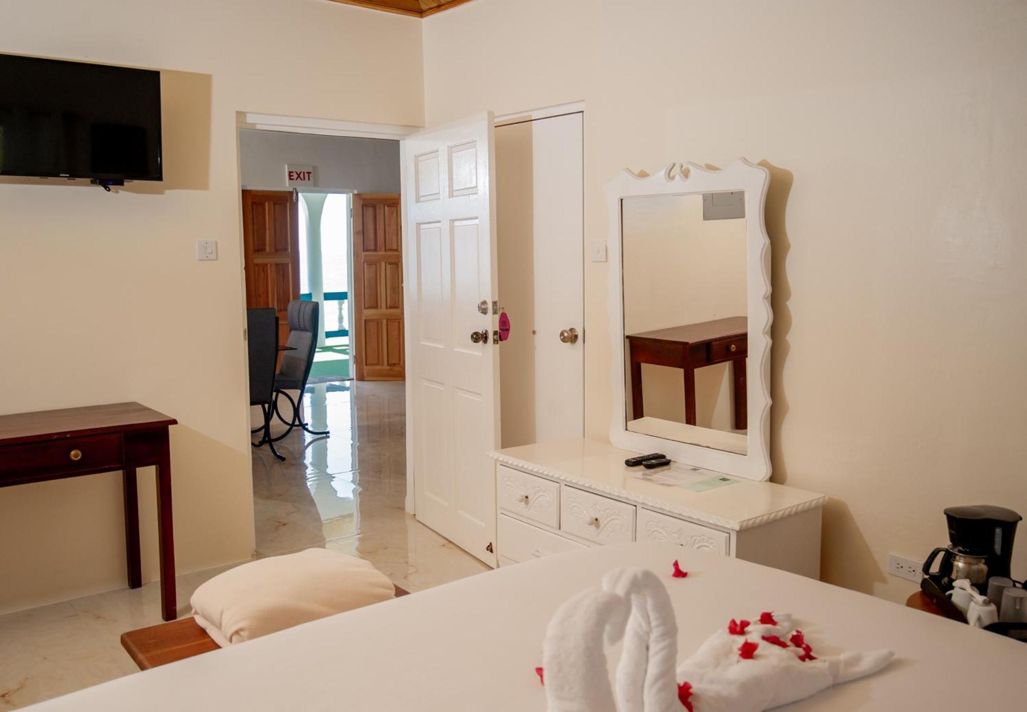 Beyond Sunset Resort & Villas Treasure Beach Zewnętrze zdjęcie